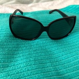 Women’s black Von Zipper polarized sunglasses